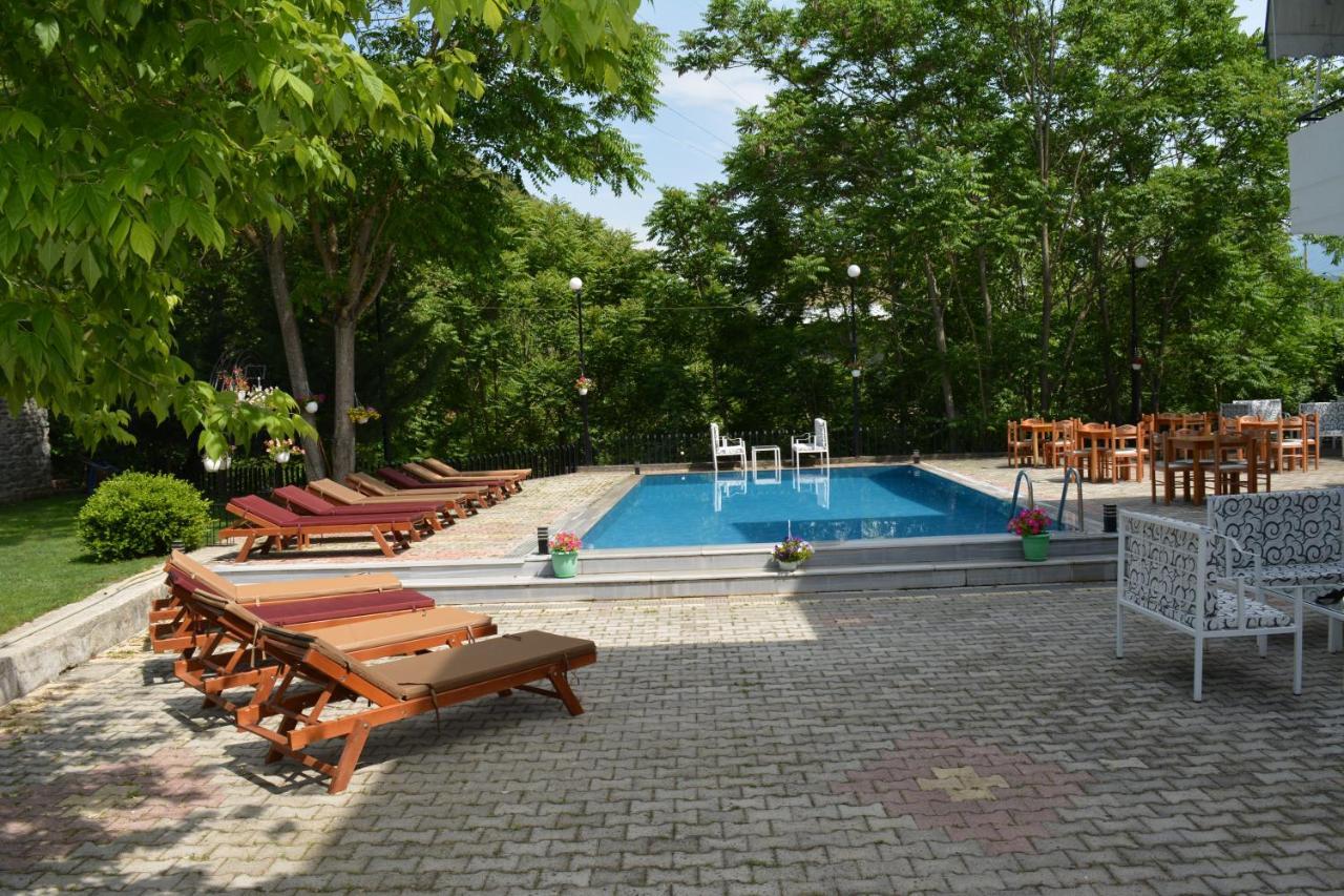 Hotel Aroma Permet Ngoại thất bức ảnh