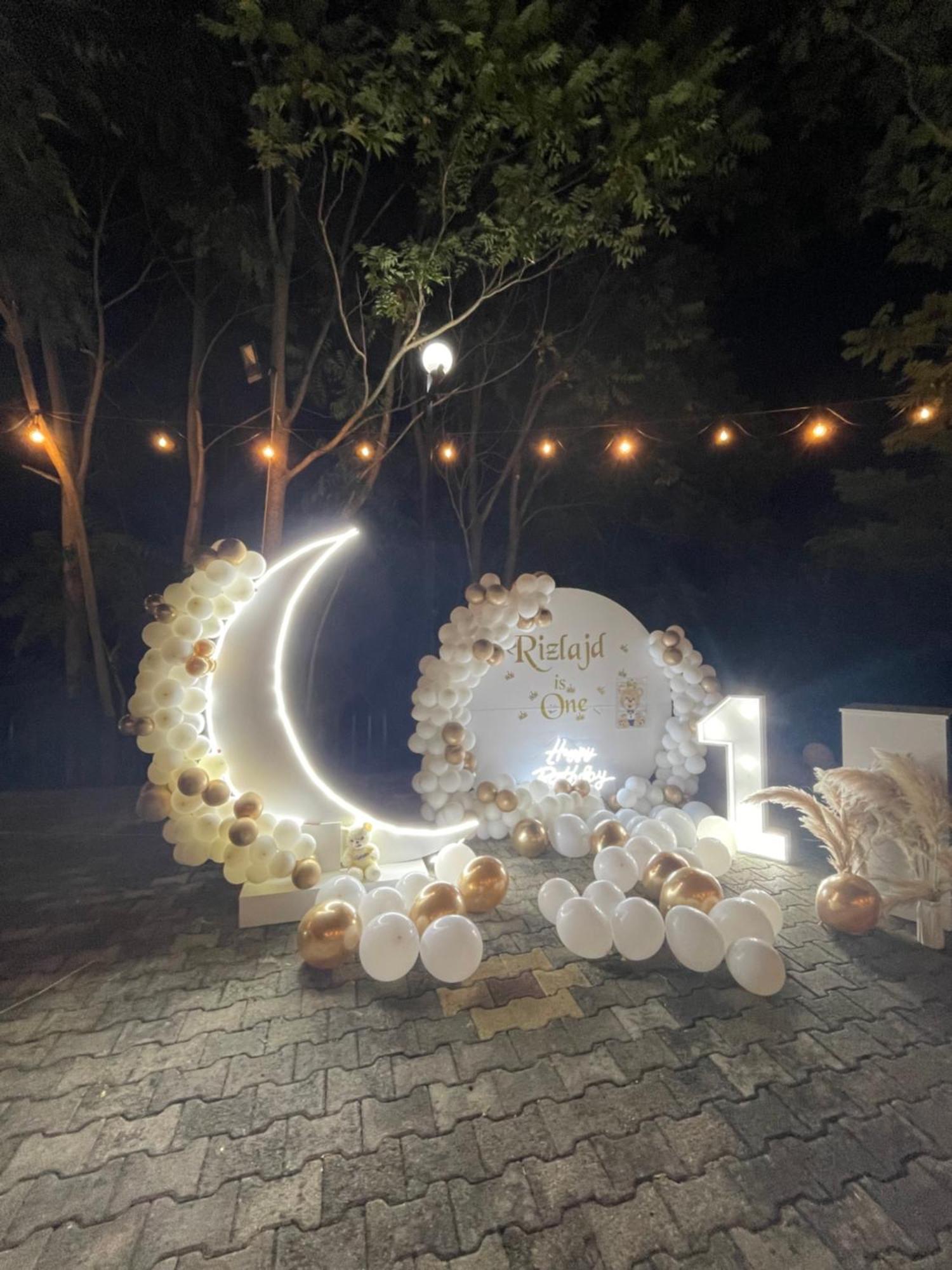 Hotel Aroma Permet Ngoại thất bức ảnh