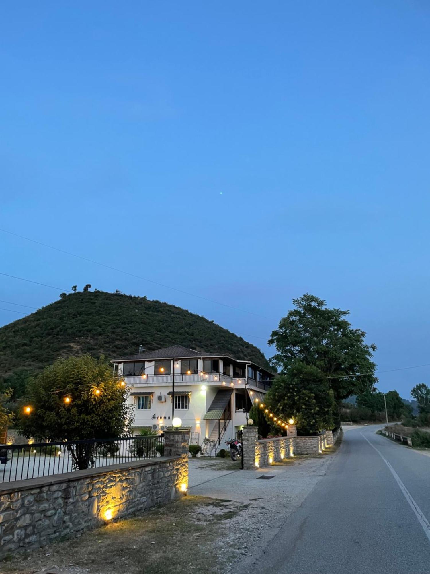 Hotel Aroma Permet Ngoại thất bức ảnh