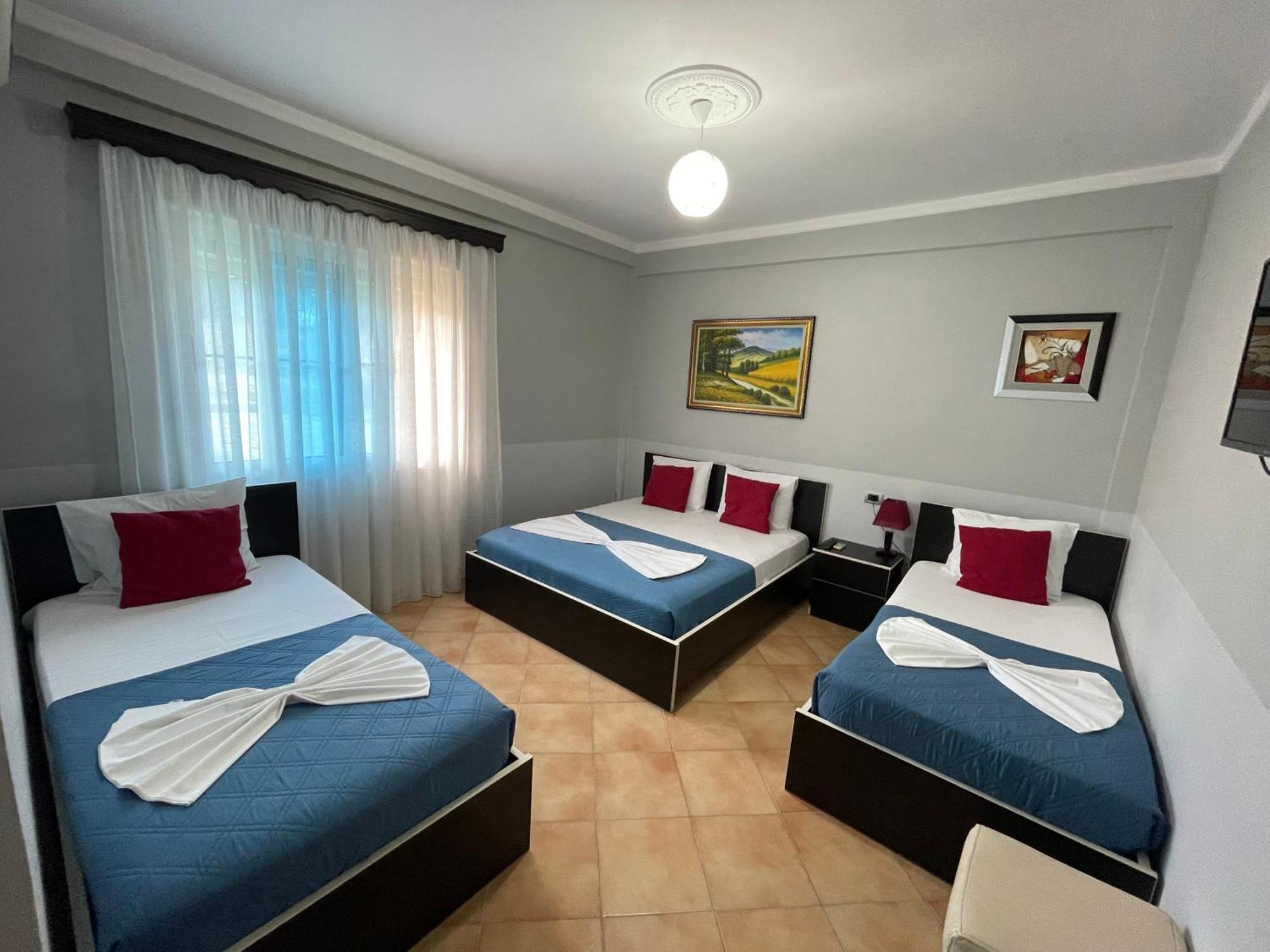 Hotel Aroma Permet Ngoại thất bức ảnh